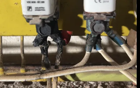 Sobre consumo del cable