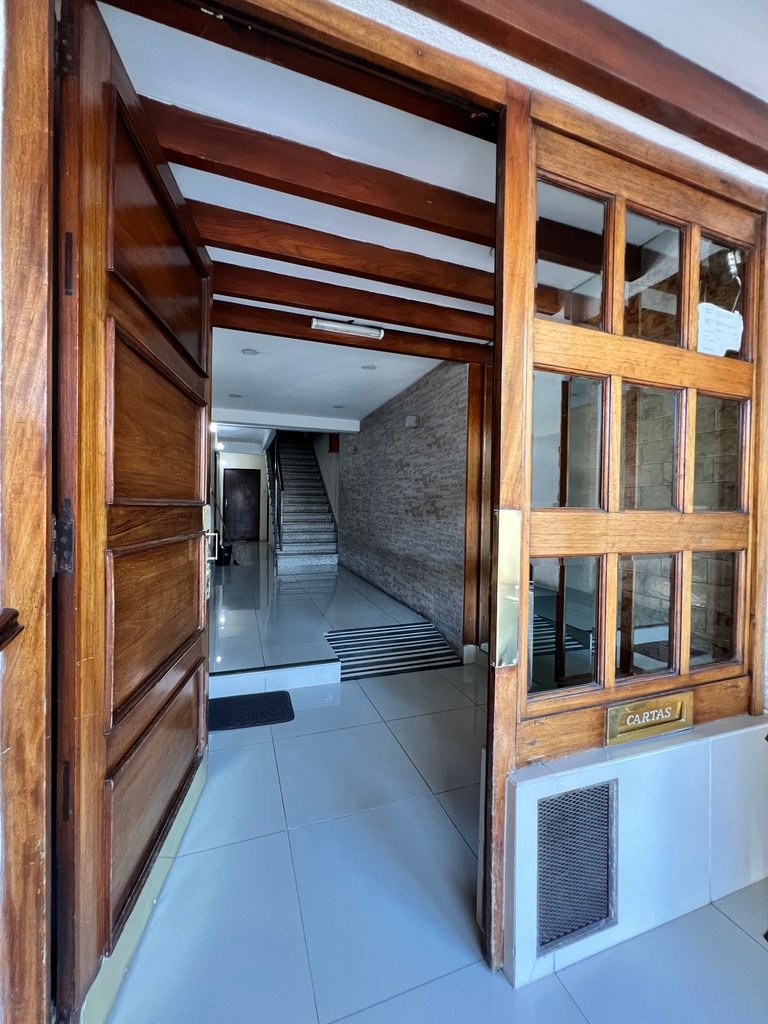 Hall de entrada del Consorcio Llerena, foto 20